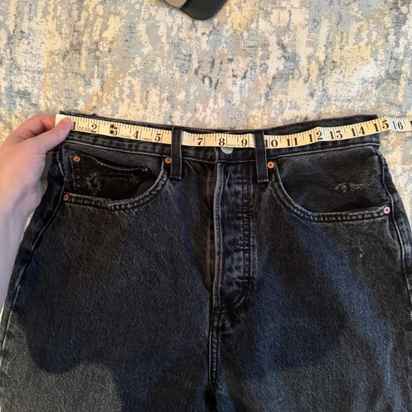 Aritzia Denim Forum The Joni High Rise Loose Jeans Size 28 Black Distressed READ - Picture 13 of 16